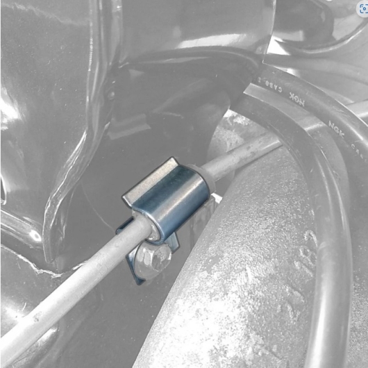 Hard Fuel Line Clip - Mounts On Fanshroud - Type 1 Engines