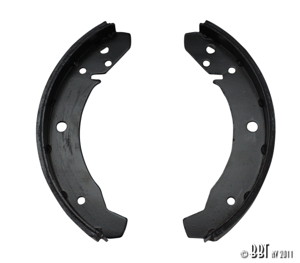 1302 + 1303 Beetle Front Brake Shoes (Also Type 3 Rear Brake Shoes) - Top Quality